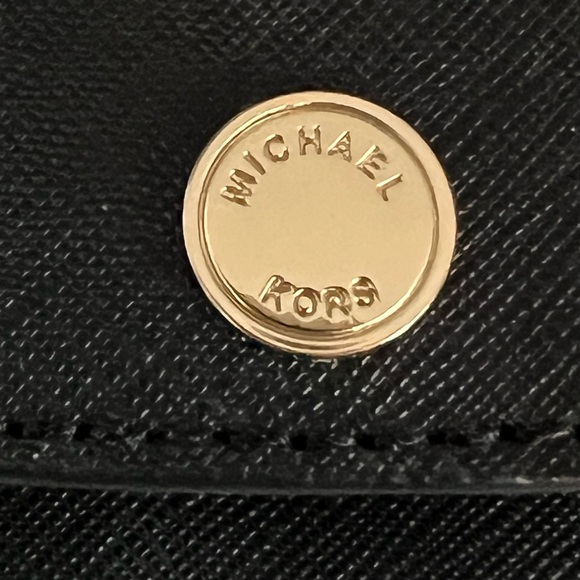 Michael Kors  Envelope Leather Wallet - Picture 7 of 10